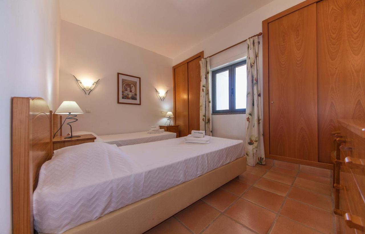 B46 - Marinapark Apartment With Seaview Lagos Luaran gambar