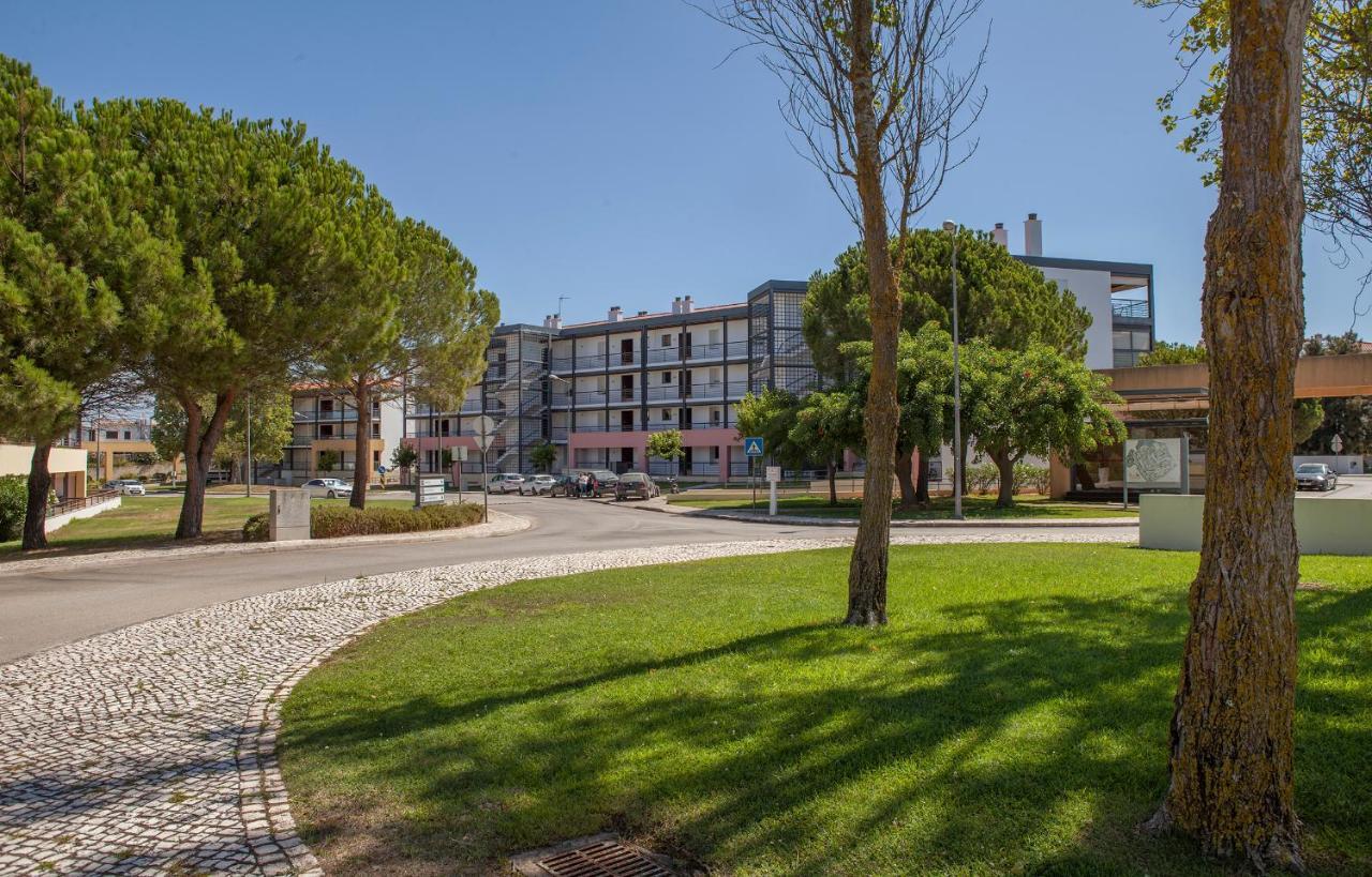 B46 - Marinapark Apartment With Seaview Lagos Luaran gambar