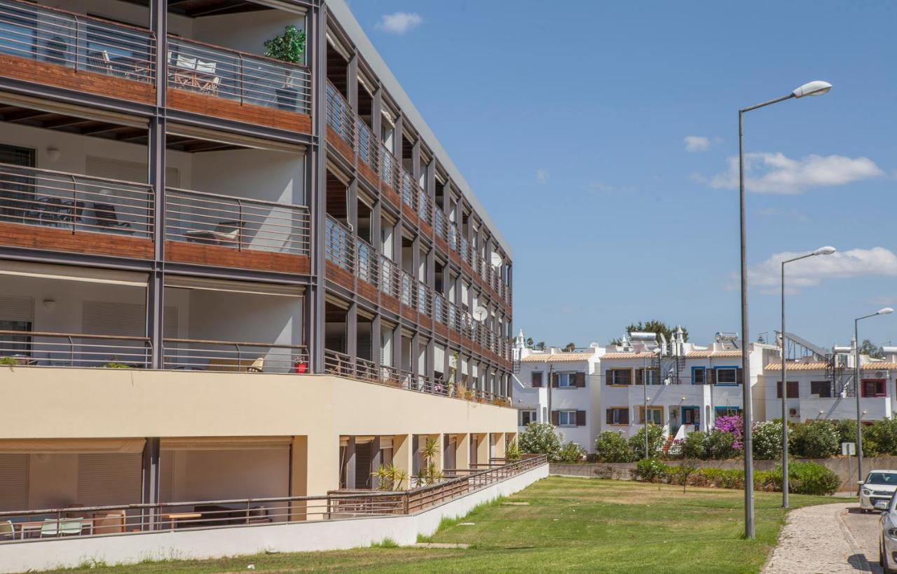 B46 - Marinapark Apartment With Seaview Lagos Luaran gambar